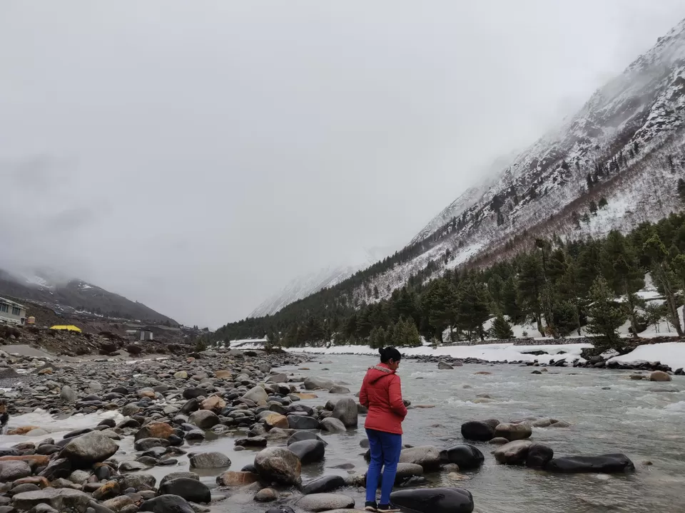 Photo of Experiencing the butterflies of winter....experiencing snowfall #BucketList2019 by Mamtha Ramachandra