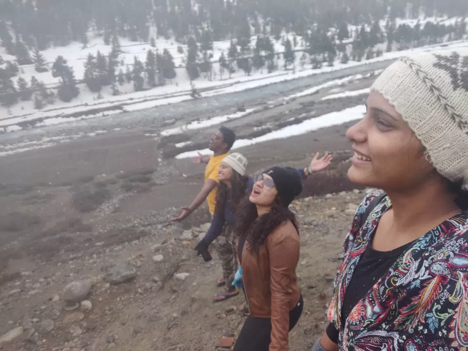 Photo of Experiencing the butterflies of winter....experiencing snowfall #BucketList2019 by Mamtha Ramachandra