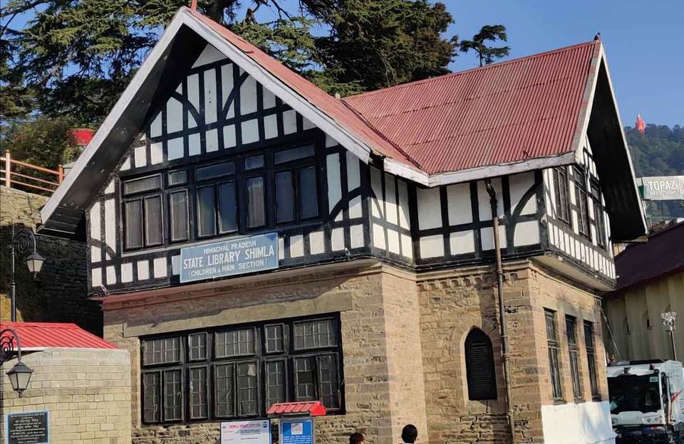 Photo of Shimla, Himachal Pradesh, India by Bhupender Singh