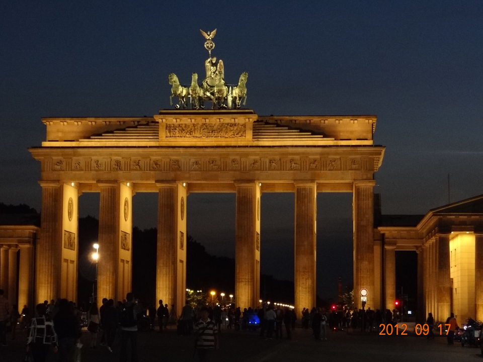 Photo of Traveler paradise : City of Berlin:Calm, Clean & full of stunning historical monuments. by Bhupender Singh