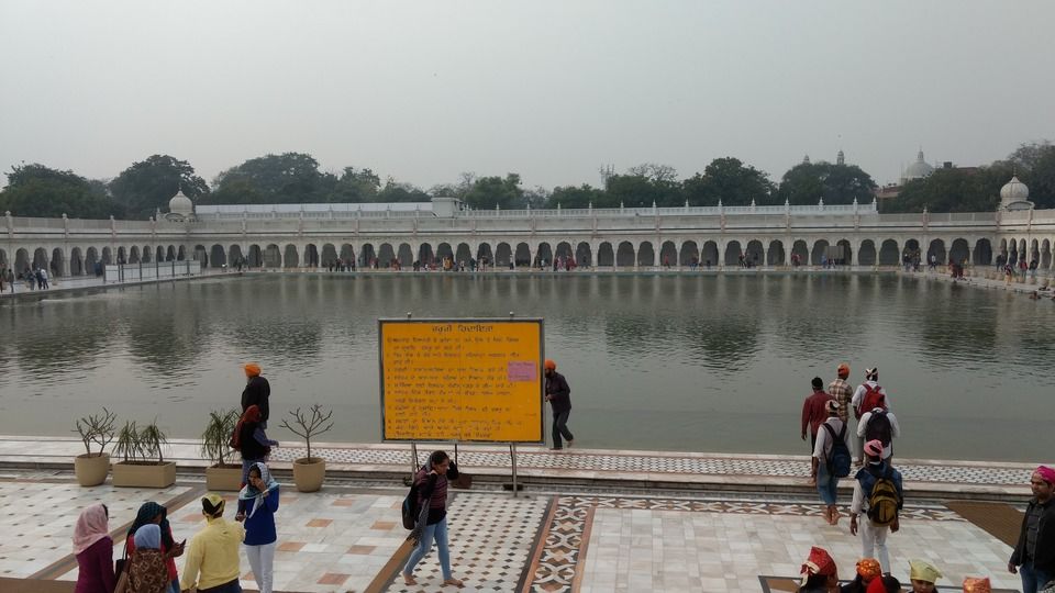 Photo of Bangla Sahib Gurudwara & paranthe wali gali-Delhi, ideal one day trip.... 1/1 by Bhupender Singh