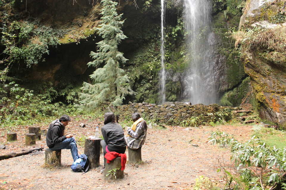 Photo of Shoja, Kullu- Heaven on earth, neighboring Jalori pass & Sarosar lake, icing on the cake. 10/23 by Bhupender Singh