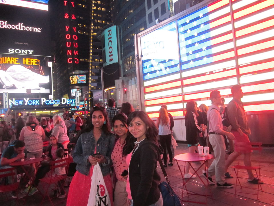 Photo of Times Square, New York, NY, United States by Pooja Chaudhary