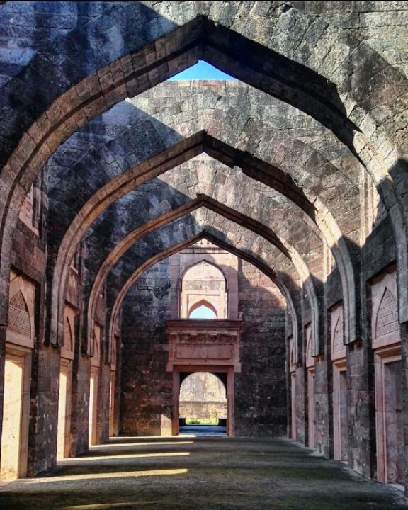 Photo of Mandu : The ruined city of india by sourabh verma