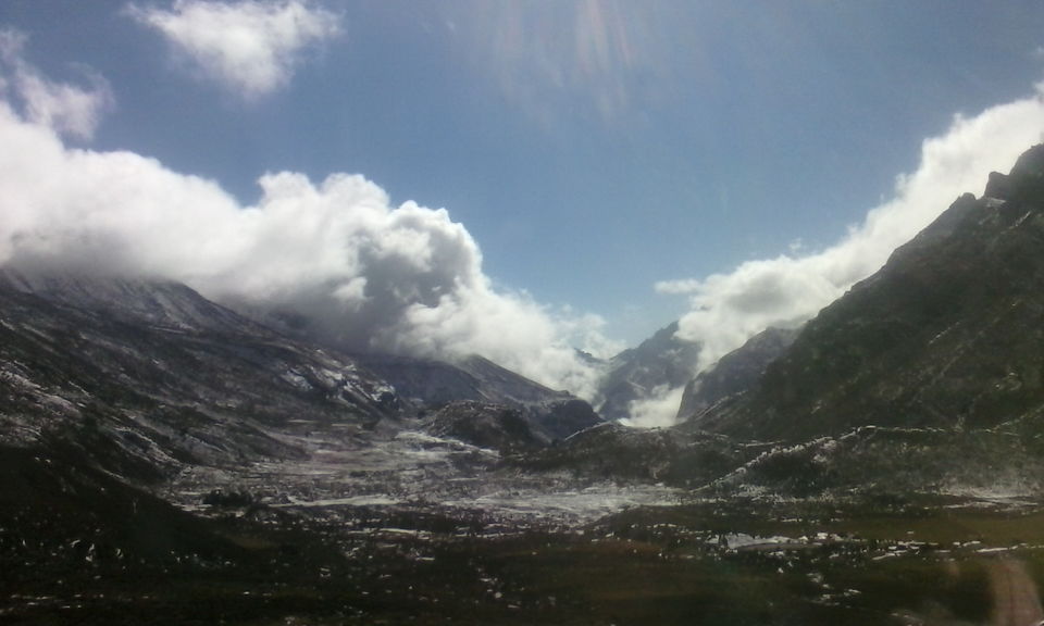 Photo of Destination: Gurudongmar lake, Yumthang valley and Zero point 12/12 by Hopping With Shree