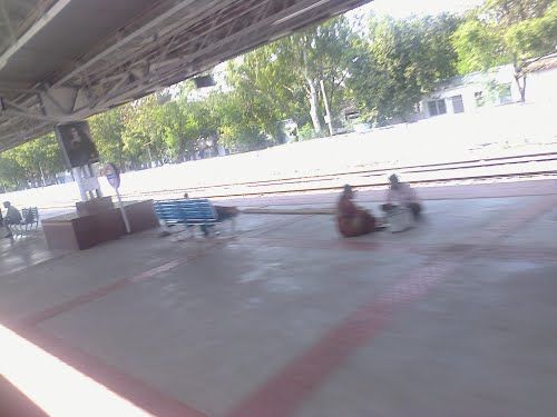 Photo of Kurnool Railway Station, Bangar Pet, Kurnool, Andhra Pradesh, India by Harini Sridharan