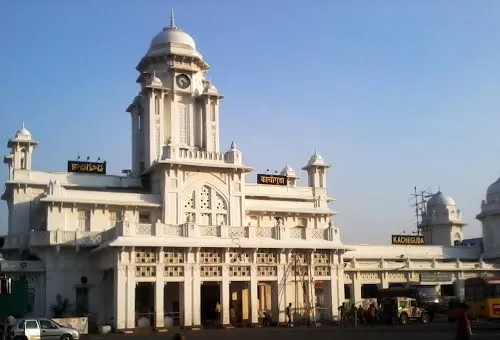 Photo of Kachiguda Railway Station, Nimboliadda, Hyderabad, Telangana, India by Harini Sridharan