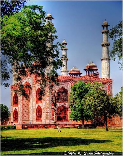 Photo of Sikandra, Uttar Pradesh, India by Harini Sridharan