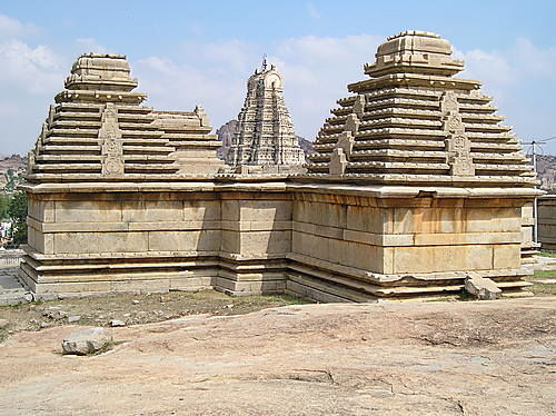 Photo of Virupaksha Temple, Hampi, Karnataka, India by Harini Sridharan