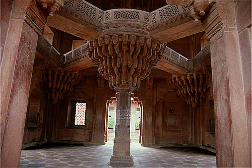 Photo of Fatehpur Sikri, Uttar Pradesh, India by Harini Sridharan
