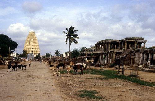 Photo of Virupaksha Temple, Hampi, Karnataka, India by Harini Sridharan