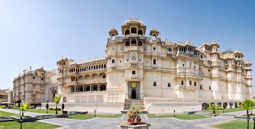 Photo of City Palace, Udaipur, Rajasthan, India by Harini Sridharan