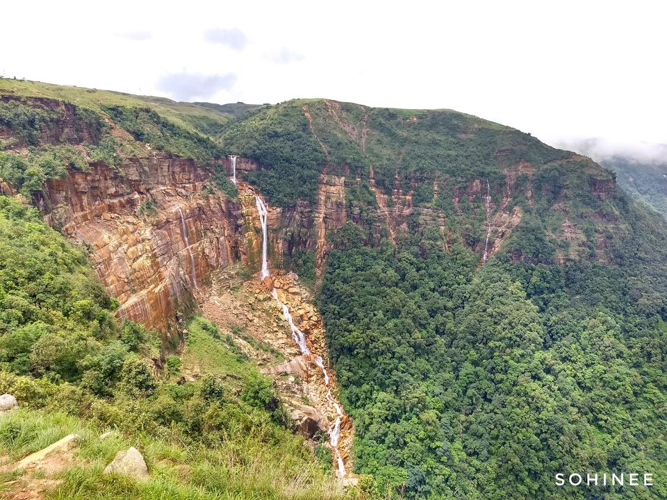 Photo of Wah-kaba Falls, Cherrapunjee, Meghalaya, India by TheBongDuo