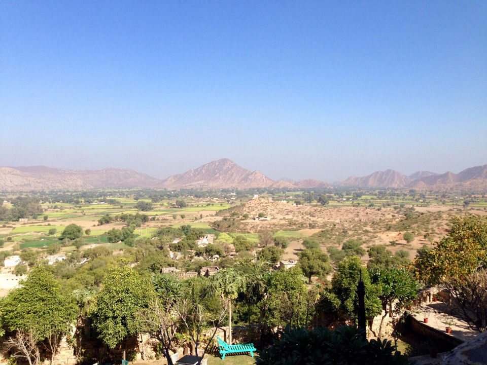 Photo of Dadhikar Fort, Alwar, Rajasthan by Aishwarya Bamzai