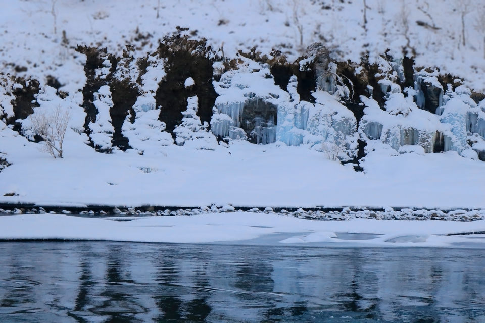 Photo of Journey Through Chadar Trek: One Of The Coldest Places In India by Mouna Nanaiah
