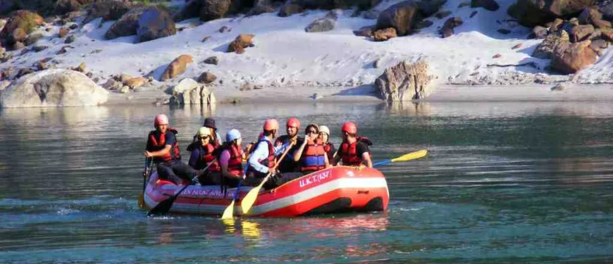 Photo of Rishikesh: Perfect weekend getaway from Delhi by Upasana Mishra