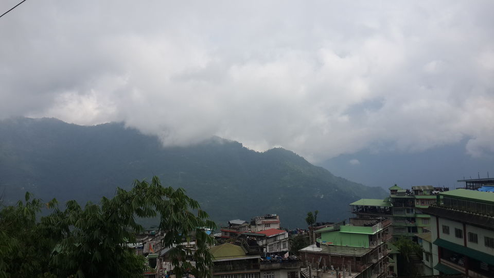Photo of Backpacking Sikkim "It's only possible when the mountains calls you". 10/15 by VAGABOND