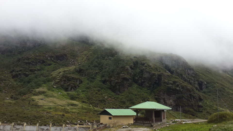 Photo of Backpacking Sikkim "It's only possible when the mountains calls you". 6/15 by VAGABOND