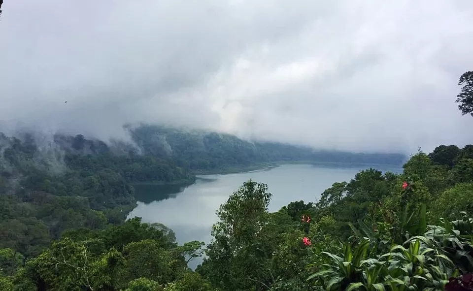 Photo of Danau Tamblingan, Munduk, Buleleng Regency, Bali, Indonesia by Tamshuk