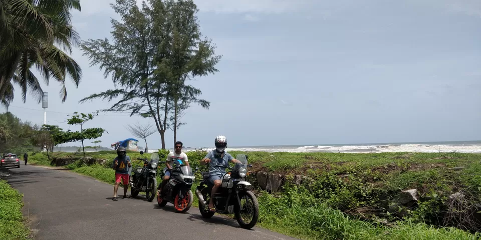 Photo of A Bike Ride from Bangalore to Kannur, Kerala by Rajen Joshi