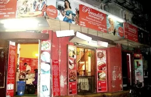 Photo of Colaba, Mumbai, Maharashtra, India by Avani Chavan