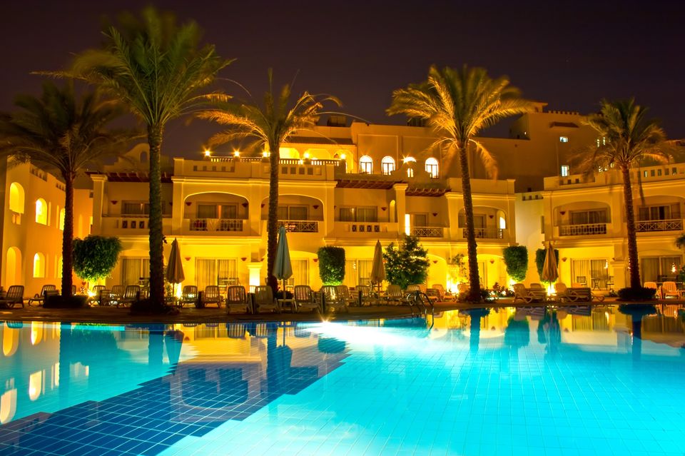 Photo of The Top 8 Review Sites for Finding an International Hotel 1/1 by Karen Cole