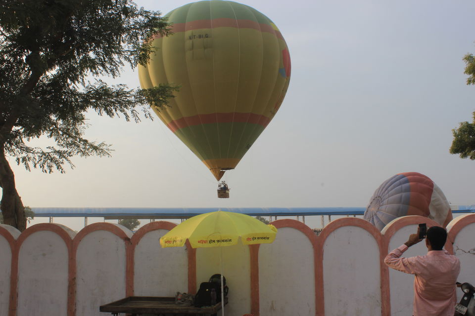 Photo of The ultimate road trip!! 5/33 by Tirth Raj Bhutoria