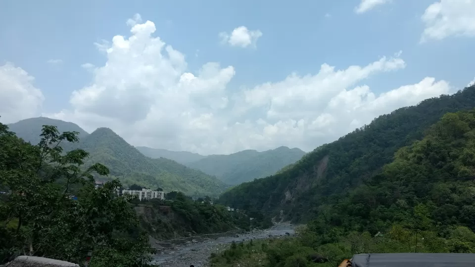 Photo of Gulab Ghati, Smanora Range, Uttarakhand, India by Himanshu Munjal