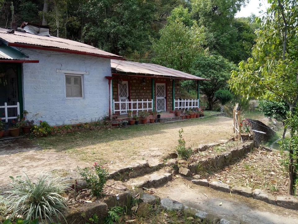 Photo of Road to India's first hiking hostel(HOTs Hostel) by Himanshu Munjal