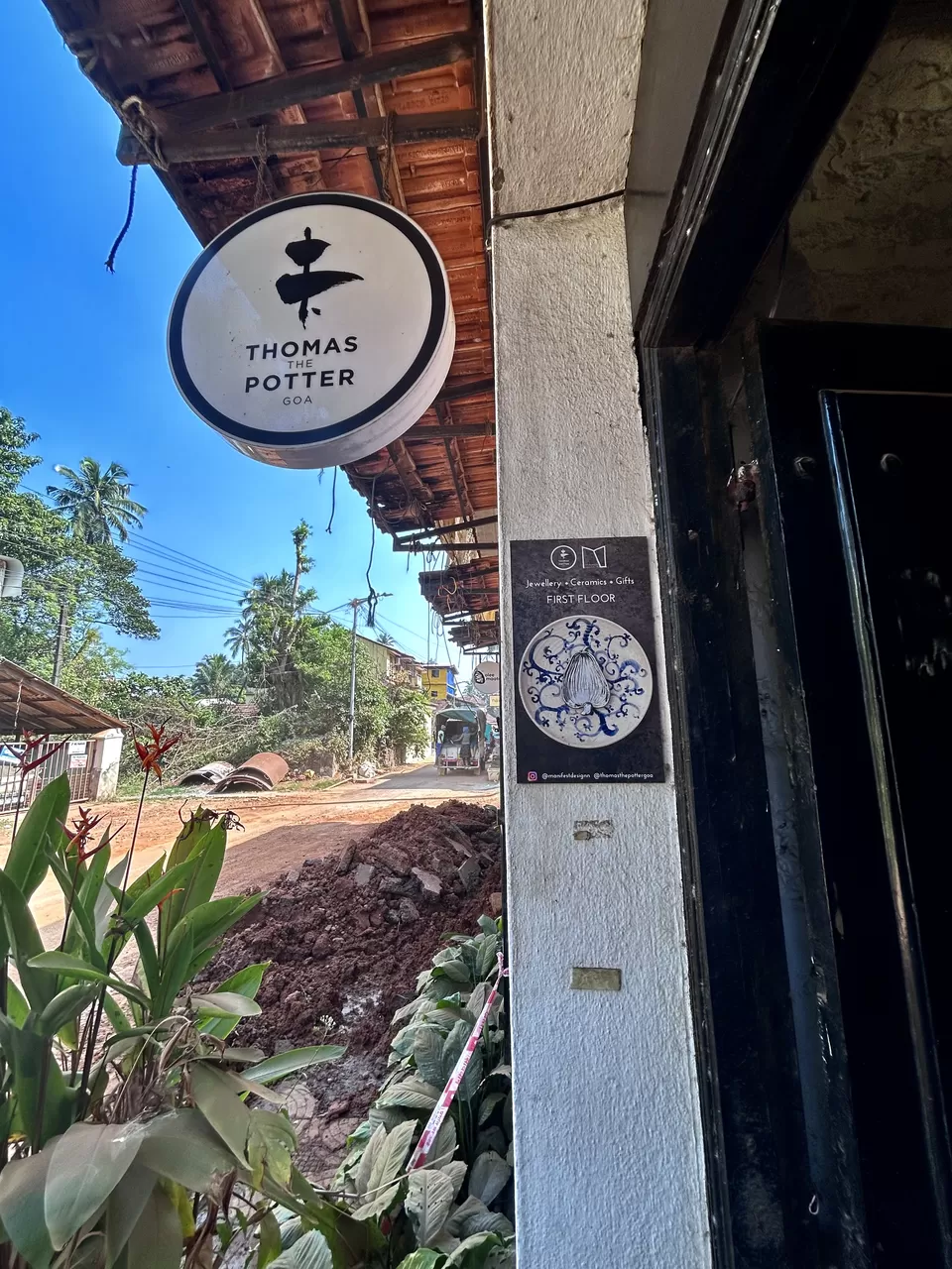 Photo of Thomas the Potter, Fontainhas (quarter), Mala, Panaji, Goa, India by amritaduorah1