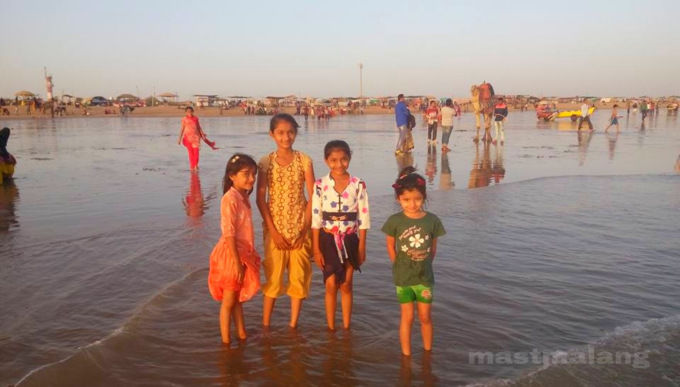 Photo of Offbeat beaches in Kutch 5/21 by Vartika Sharma Lekhak