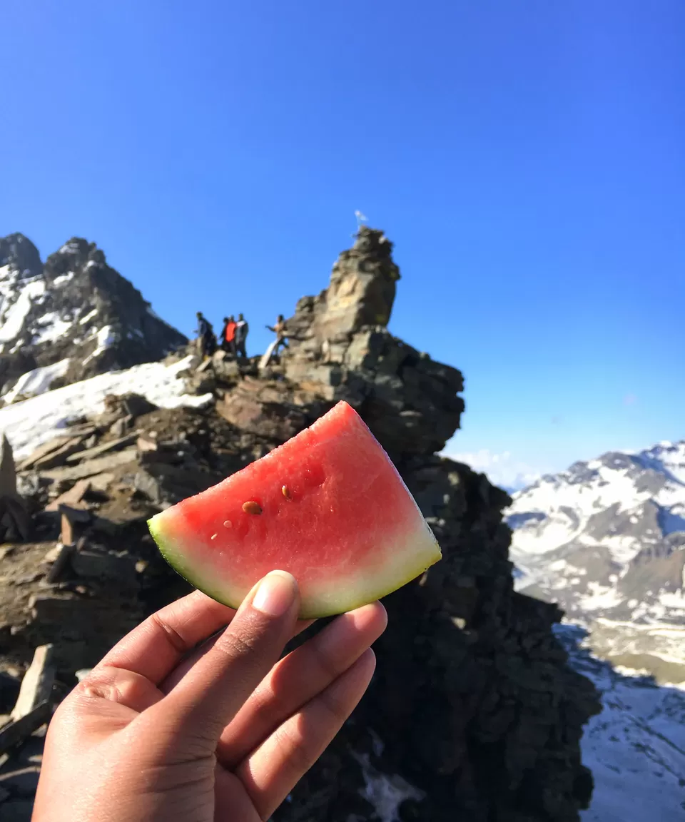 Photo of Rupin Pass is the most comprehensive Himalayan trek for intermediate trekkers - Life Outside Cubicle by Life Outside Cubicle (Shruthi B P)