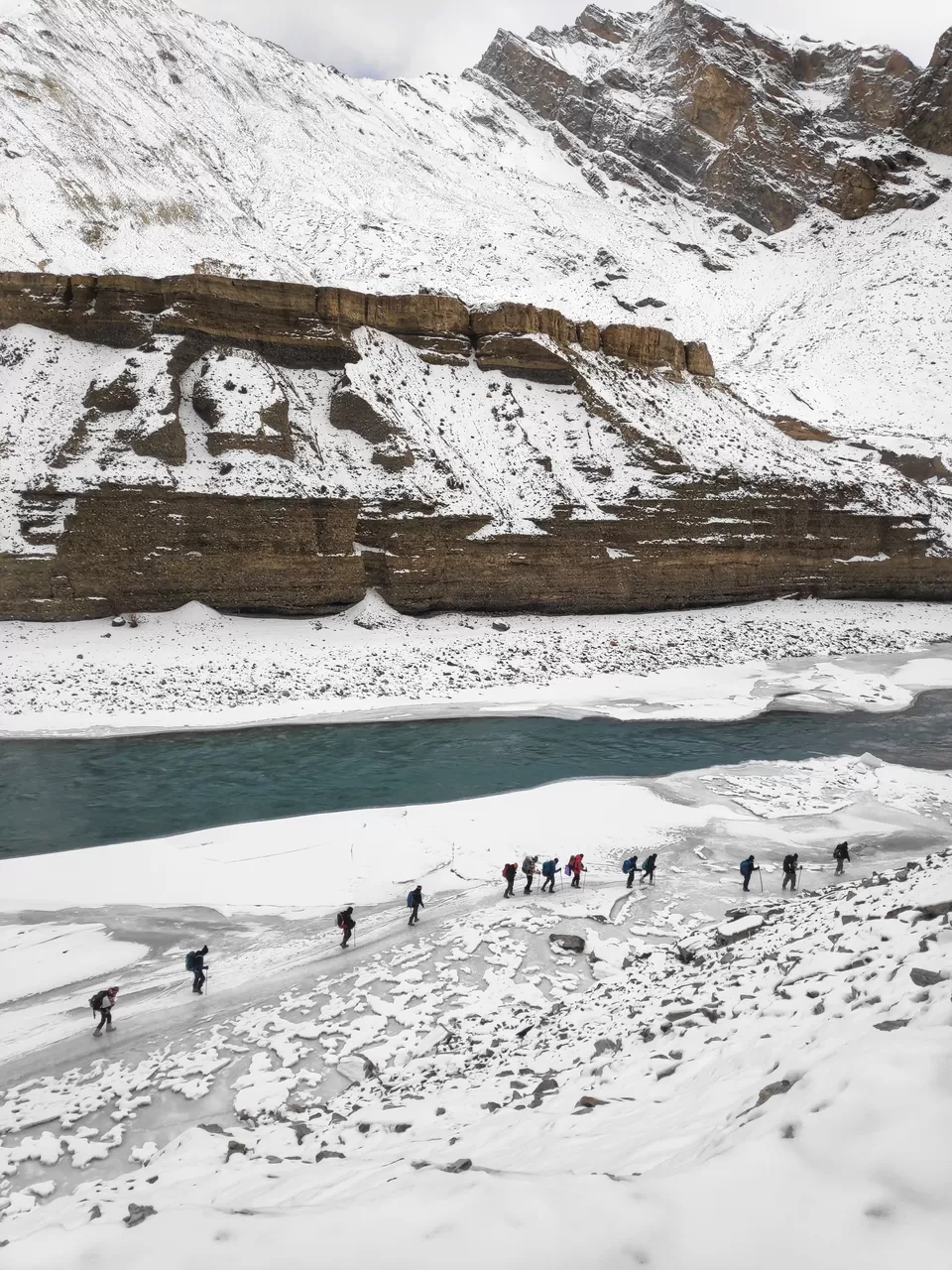 Photo of Chadar trek - Trekking In Ladakh - Frozen River Trekking In Ladakh by Life Outside Cubicle (Shruthi B P)