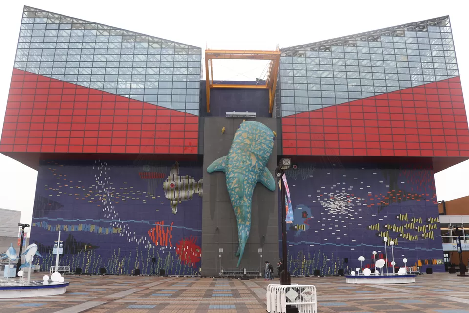 Photo of Kaiyukan [ Tenpozan Bus Stop, 3 Chome-2 Chikko, Minato Ward, Osaka, Japan by Vineet Kumar