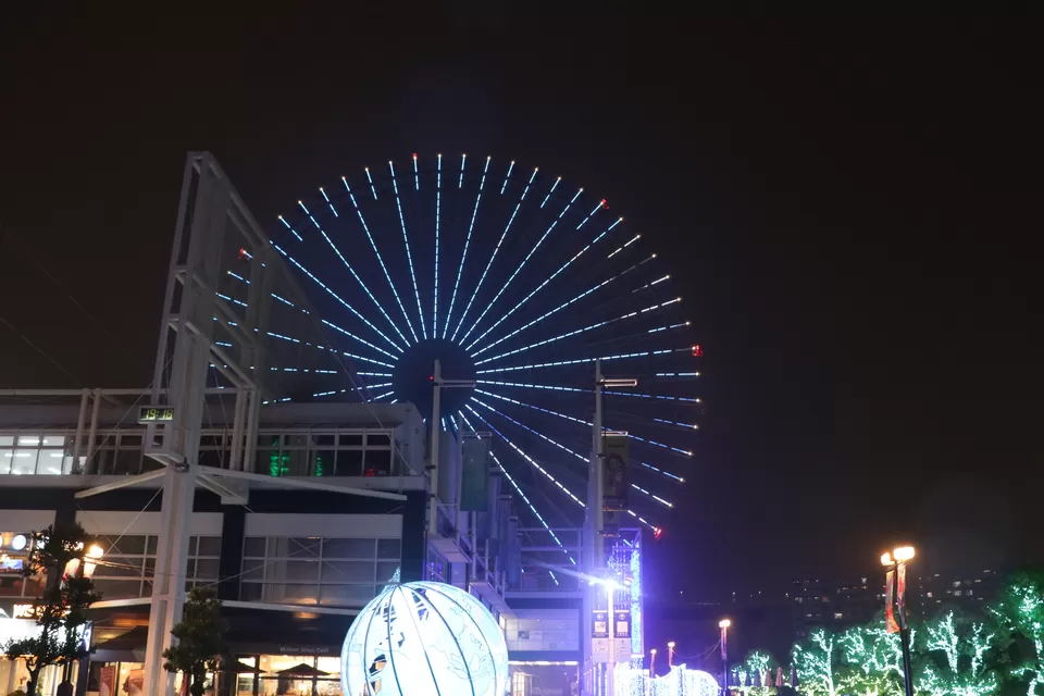 Photo of Tempozan Giant Ferris Wheel, 1 Chome-1-10 Kaigandori, Minato Ward, Osaka, Japan by Vineet Kumar