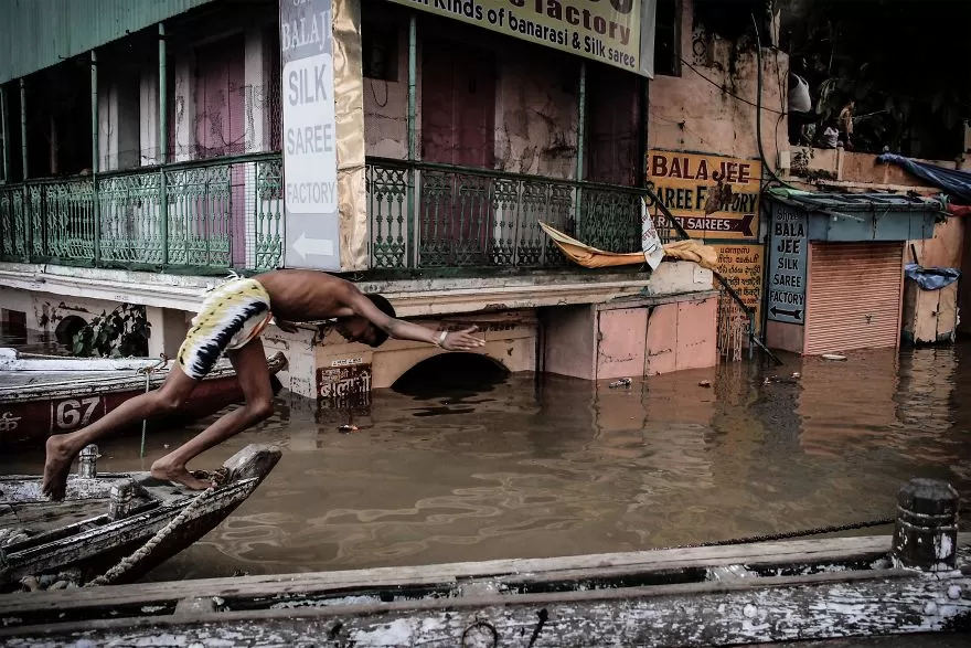 Photo of You Guys Love To See Varanasi But Would You Like To See During Flood Time by Prabhesh Bhardwaaj