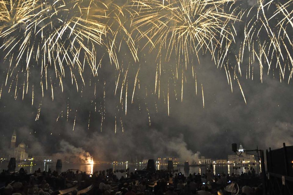Photo of The Festa del Redentore in Venice 5/6 by Surfing The Planet