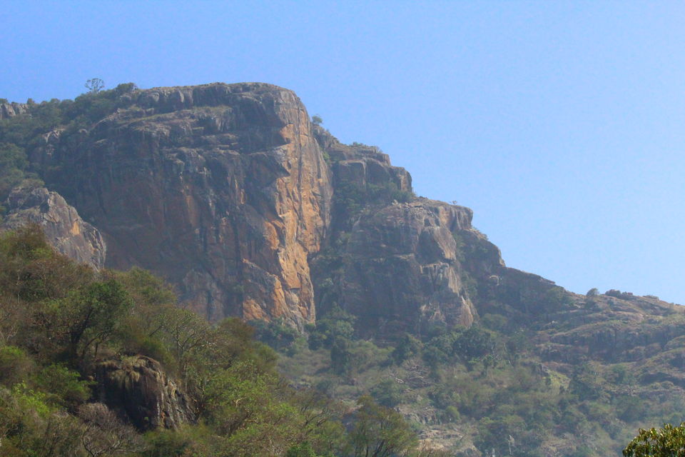 Photo of Hill With 72 Hairpin Bends - Kolli Malai/hills 12/14 by Raghu Vamsi Kodaboina