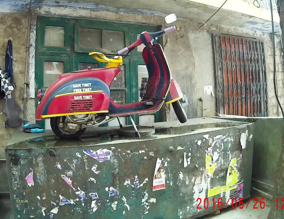 Photo of Trail to Triund Hill, Dharamshala, Himachal Pradesh, India by Touring Diaries