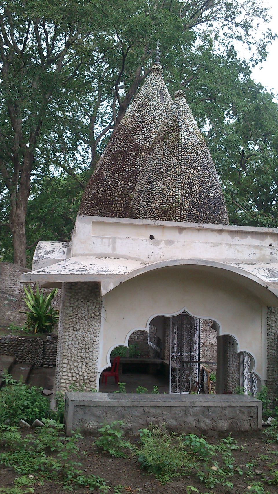 Photo of Maharshi's Ashram at Rishikesh 2/8 by Raji Y Malhotra