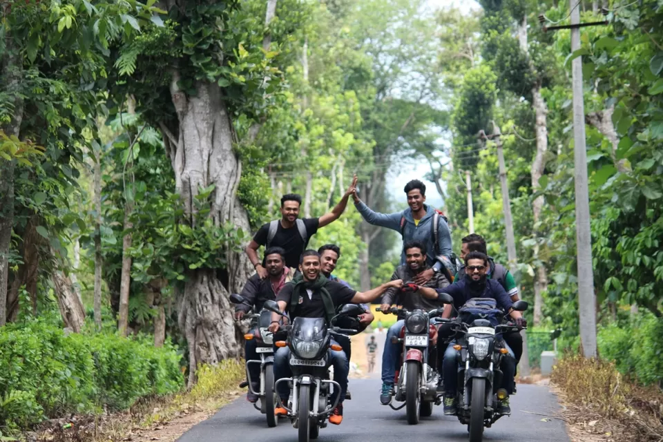 Photo of To The Land of Coffee - Chikkamagaluru by Dheeraj Voyagerz