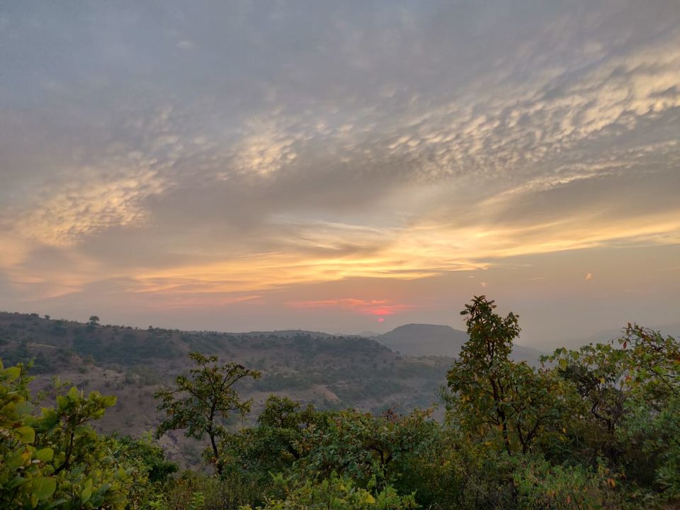 Photo of Sinhagad Fort, Thoptewadi, Maharashtra, India by Akhil Agarwal