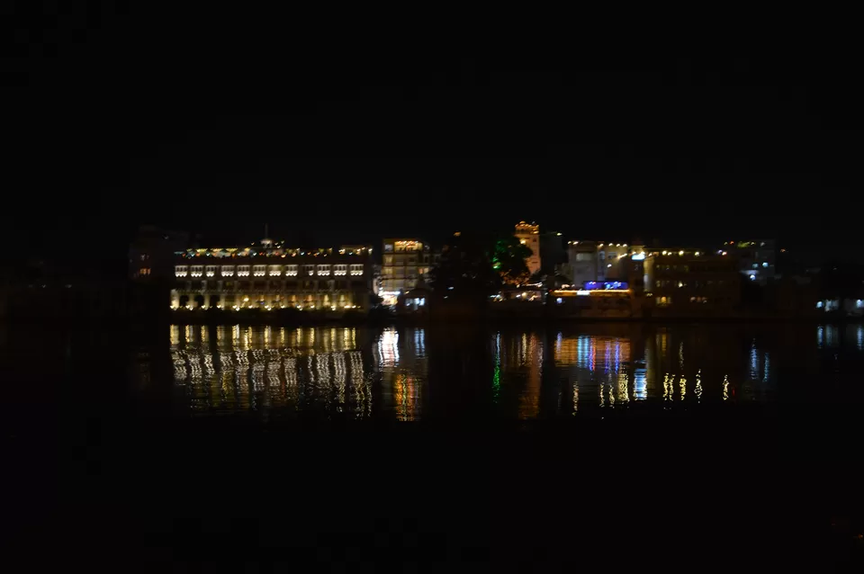 Photo of Gangaur Ghat, Pichola, Udaipur, Rajasthan, India by Anuj Gupta
