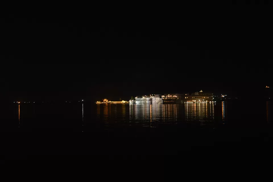Photo of Gangaur Ghat, Pichola, Udaipur, Rajasthan, India by Anuj Gupta