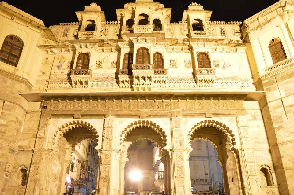 Photo of Gangaur Ghat, Pichola, Udaipur, Rajasthan, India by Anuj Gupta