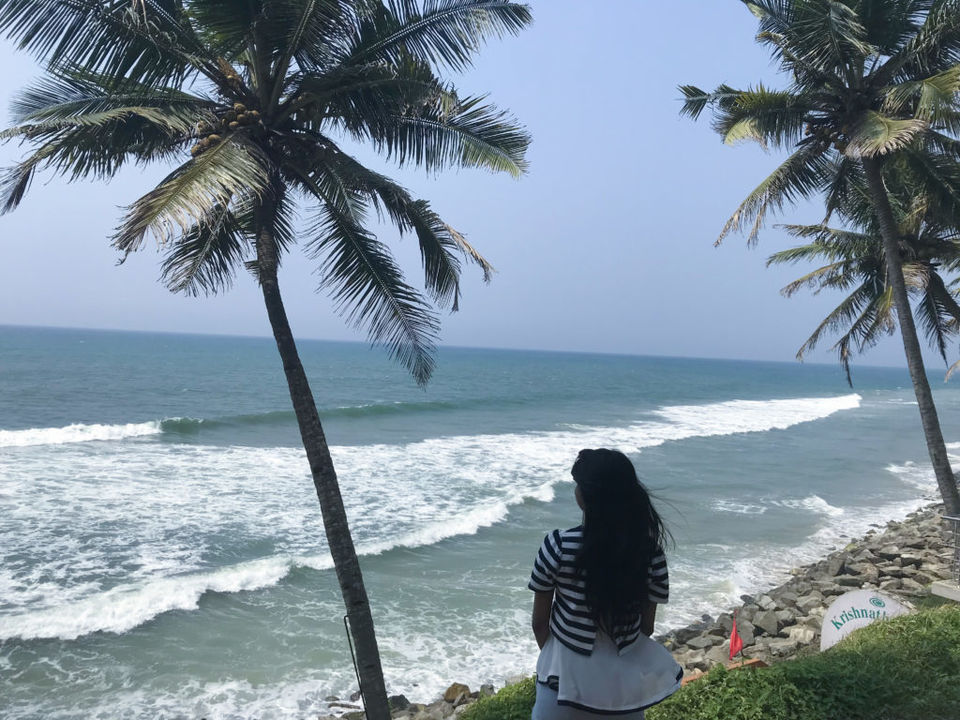 Photo of Varkala Travel Guide - Yoga | Surf | Sunsets & More 2/20 by Loading Miles