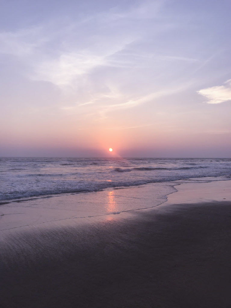 Photo of Varkala Travel Guide - Yoga | Surf | Sunsets & More 14/20 by Loading Miles