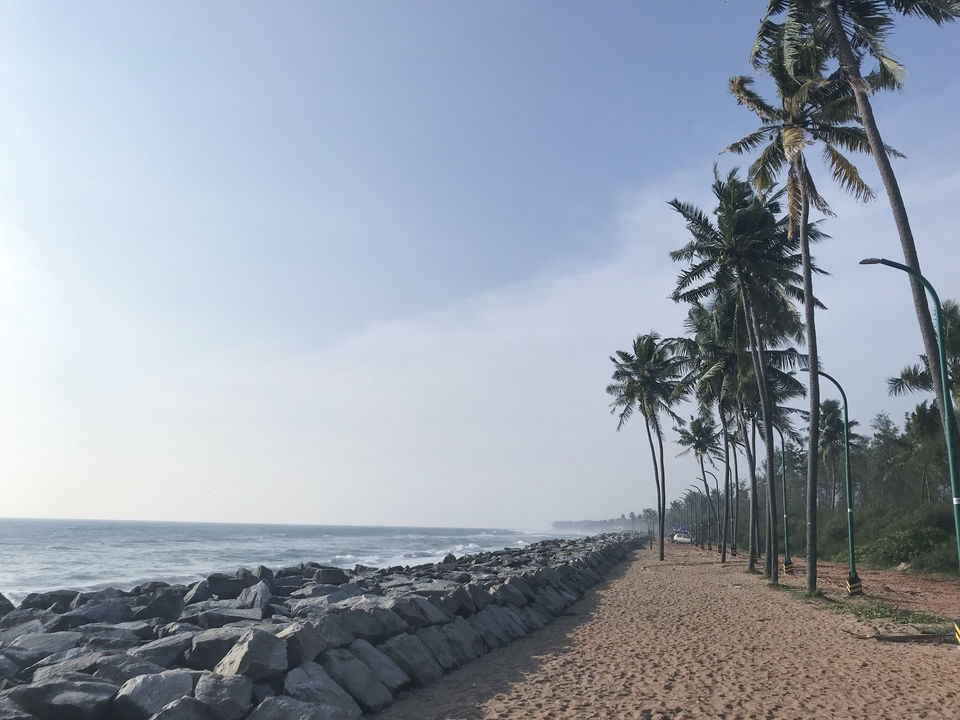 Photo of Varkala Travel Guide - Yoga | Surf | Sunsets & More 12/20 by Loading Miles