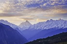 Photo of Auli: Experiences the Blissful Himalayas 2/3 by Wandering Boots