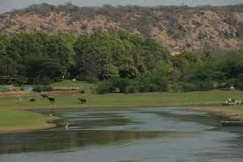 Photo of Sohna: Peaceful Day outing place for Delhite 4/12 by Wandering Boots